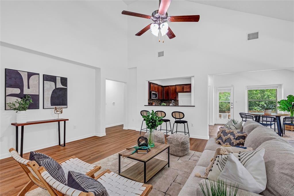 429 Tula Trl Property Photo 5