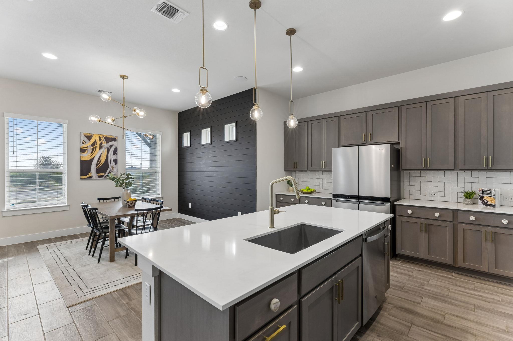 8500 Apogee Blvd Property Photo 17