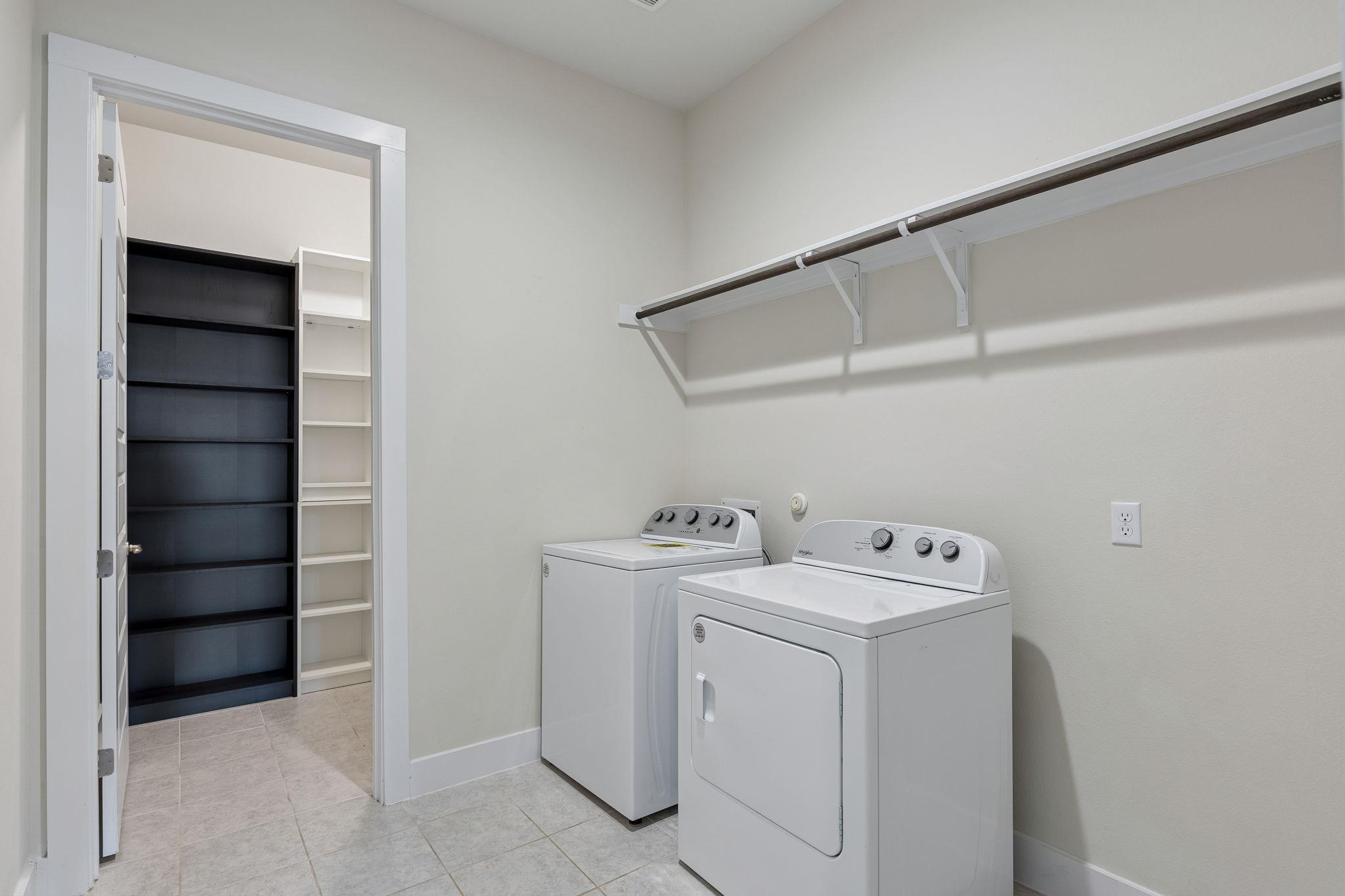 8500 Apogee Blvd Property Photo 26