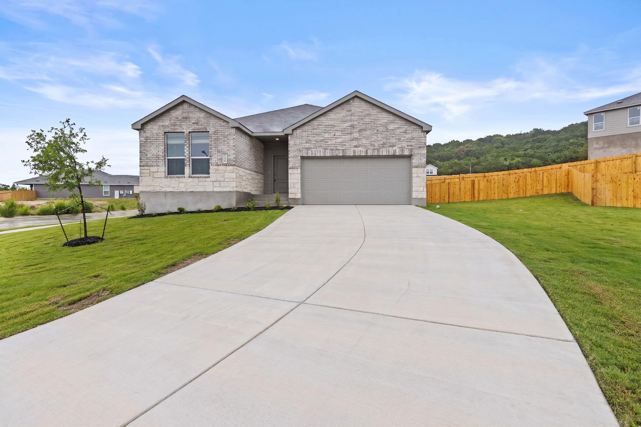 750 Bobby Lou Ln Property Photo 1