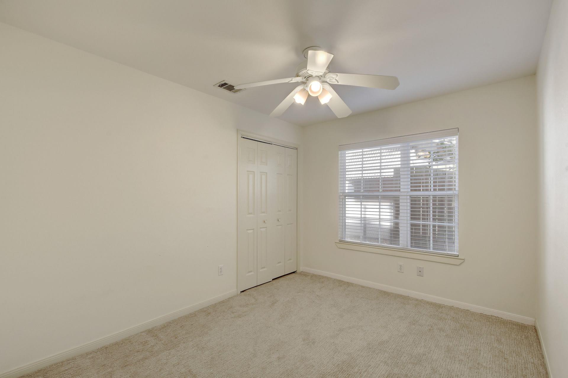1909 Winsted Ln Property Photo 25