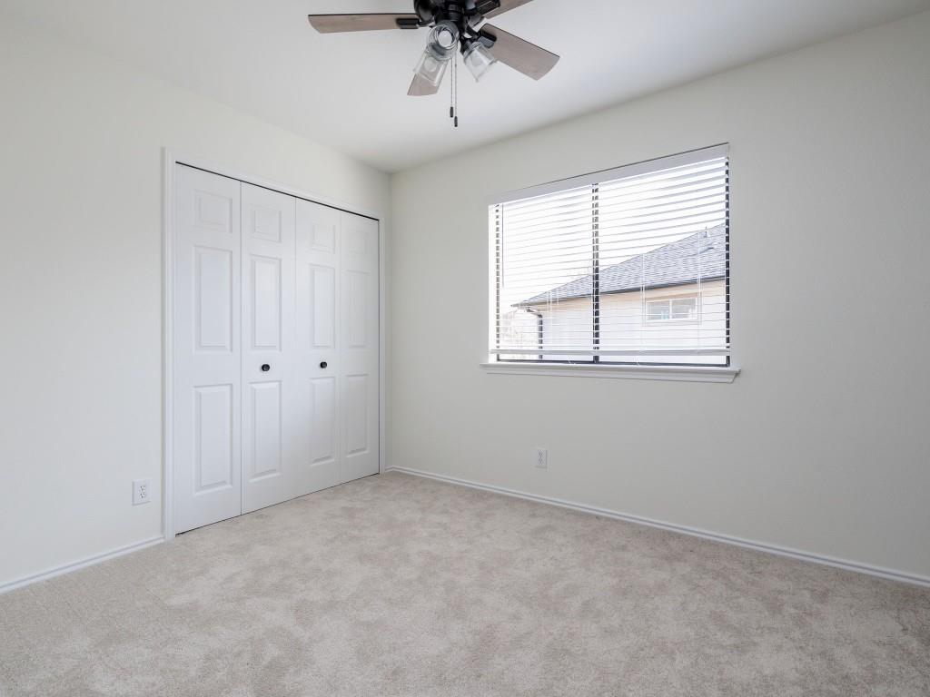 1805 White Oak Cv Property Photo 20