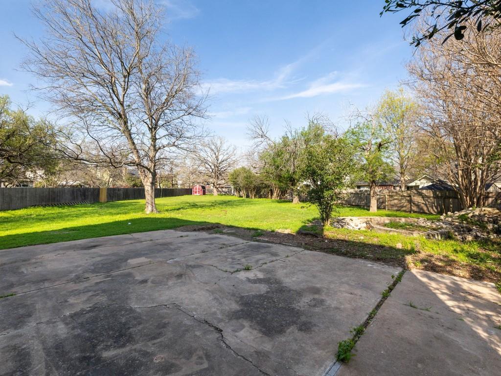 1805 White Oak Cv Property Photo 24