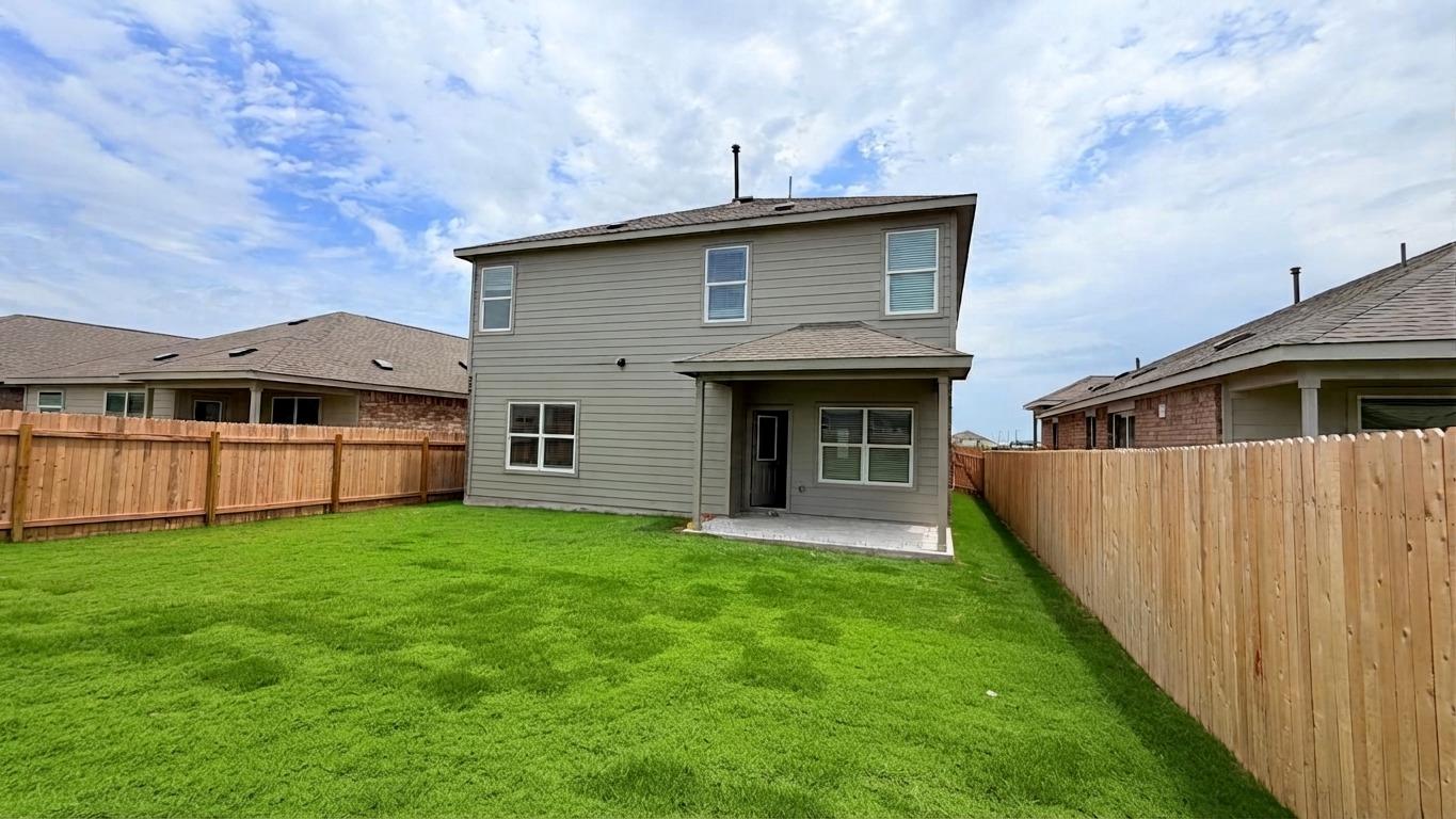 17808 Indigo Bunting Ln Property Photo 8