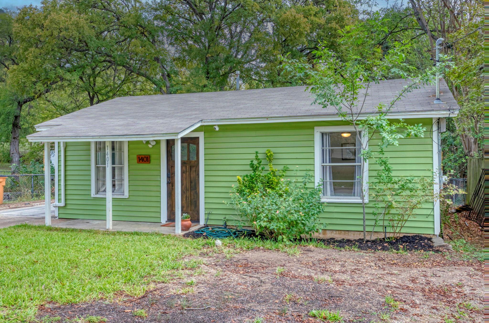 1401 Greenwood Ave Property Photo