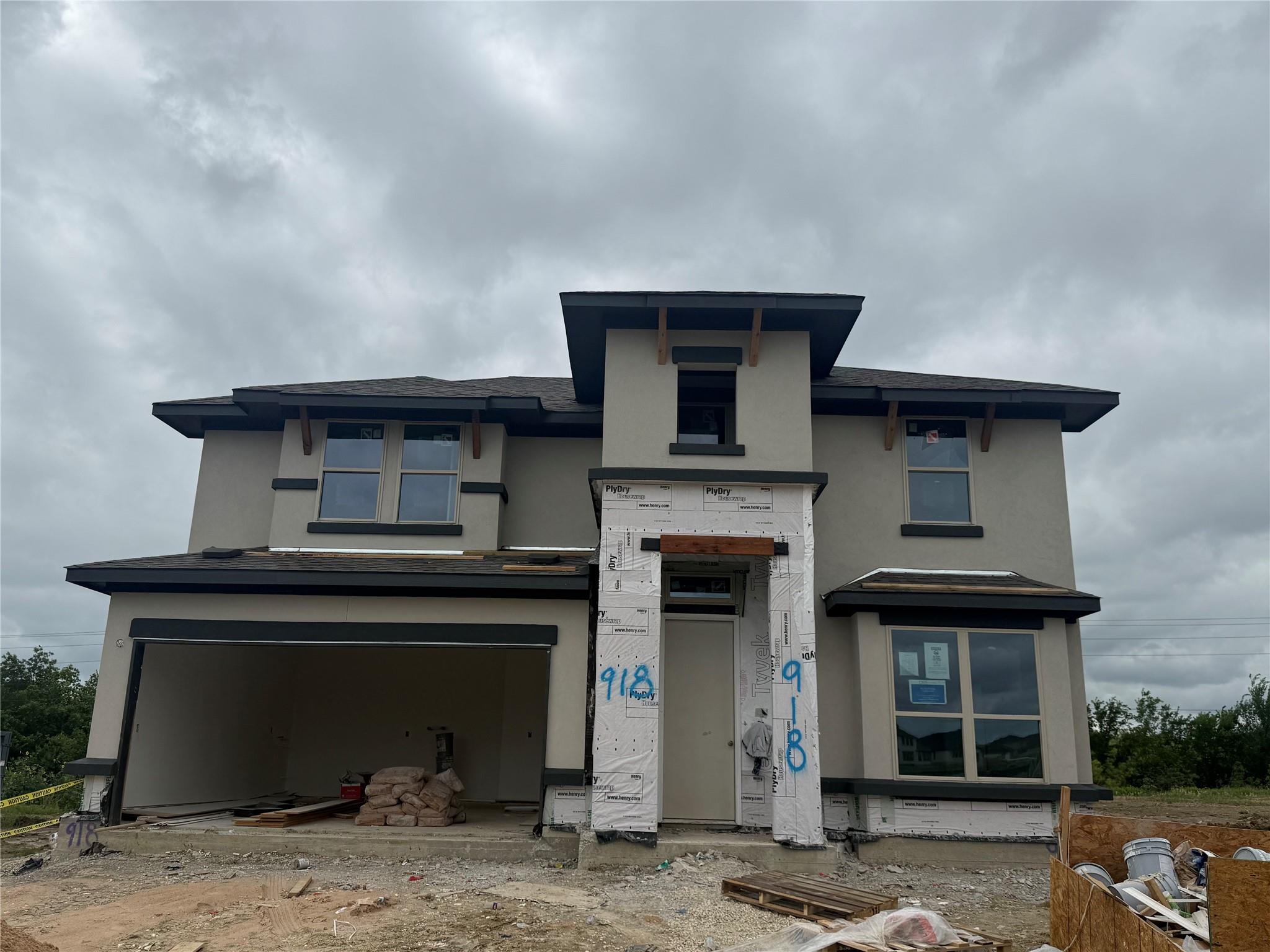 918 Kapok St Property Photo 1
