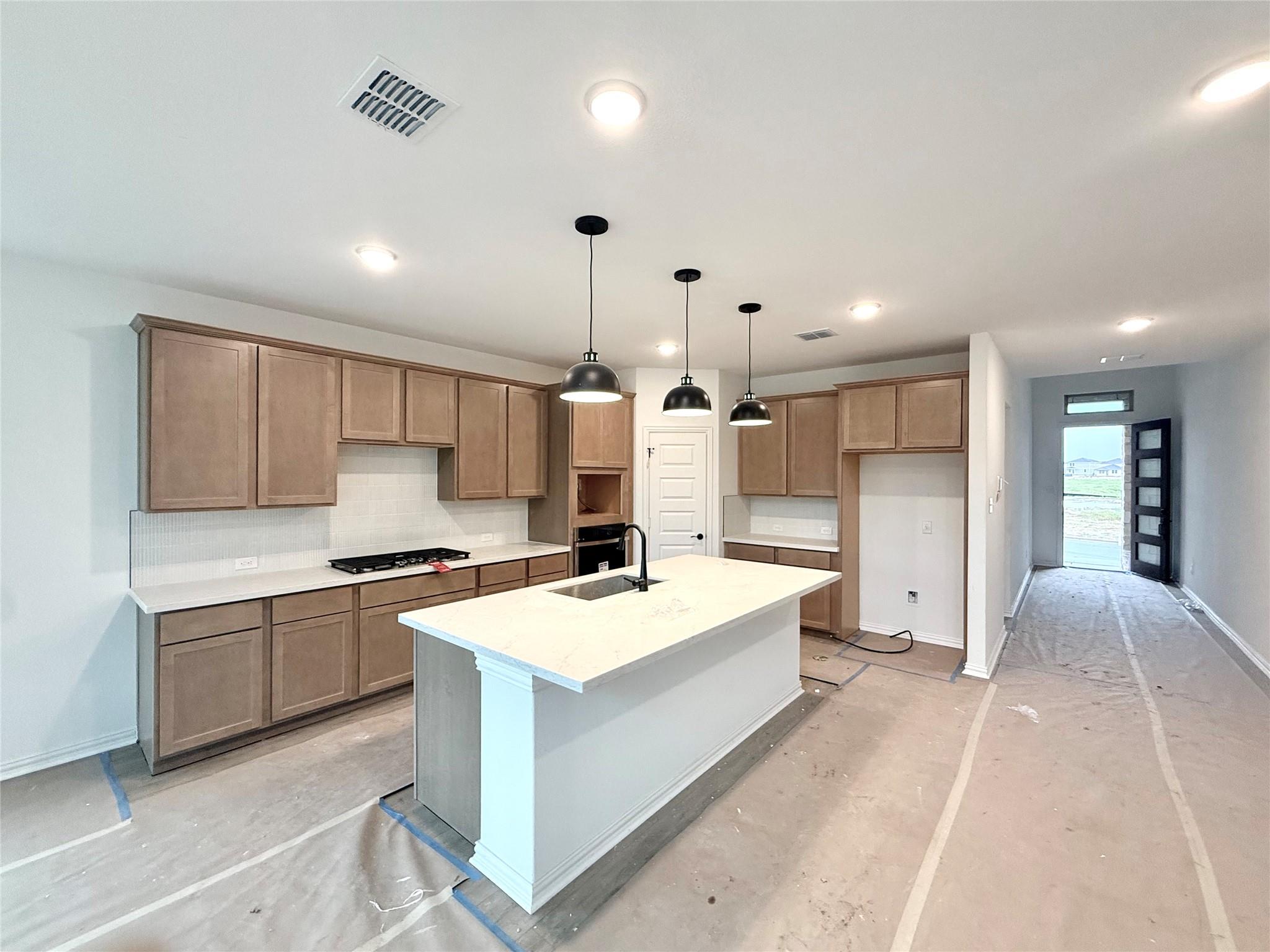 918 Kapok St Property Photo 2
