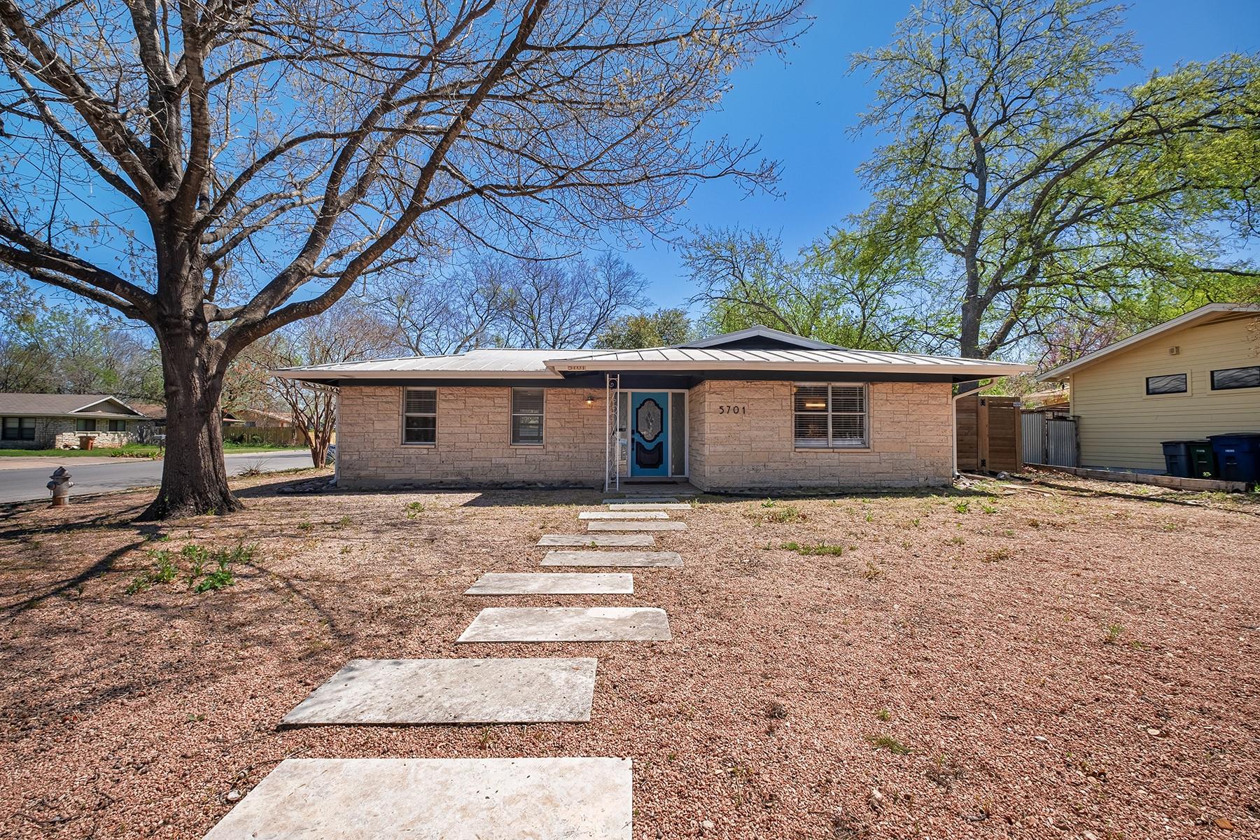 5701 Mojave Dr Property Photo