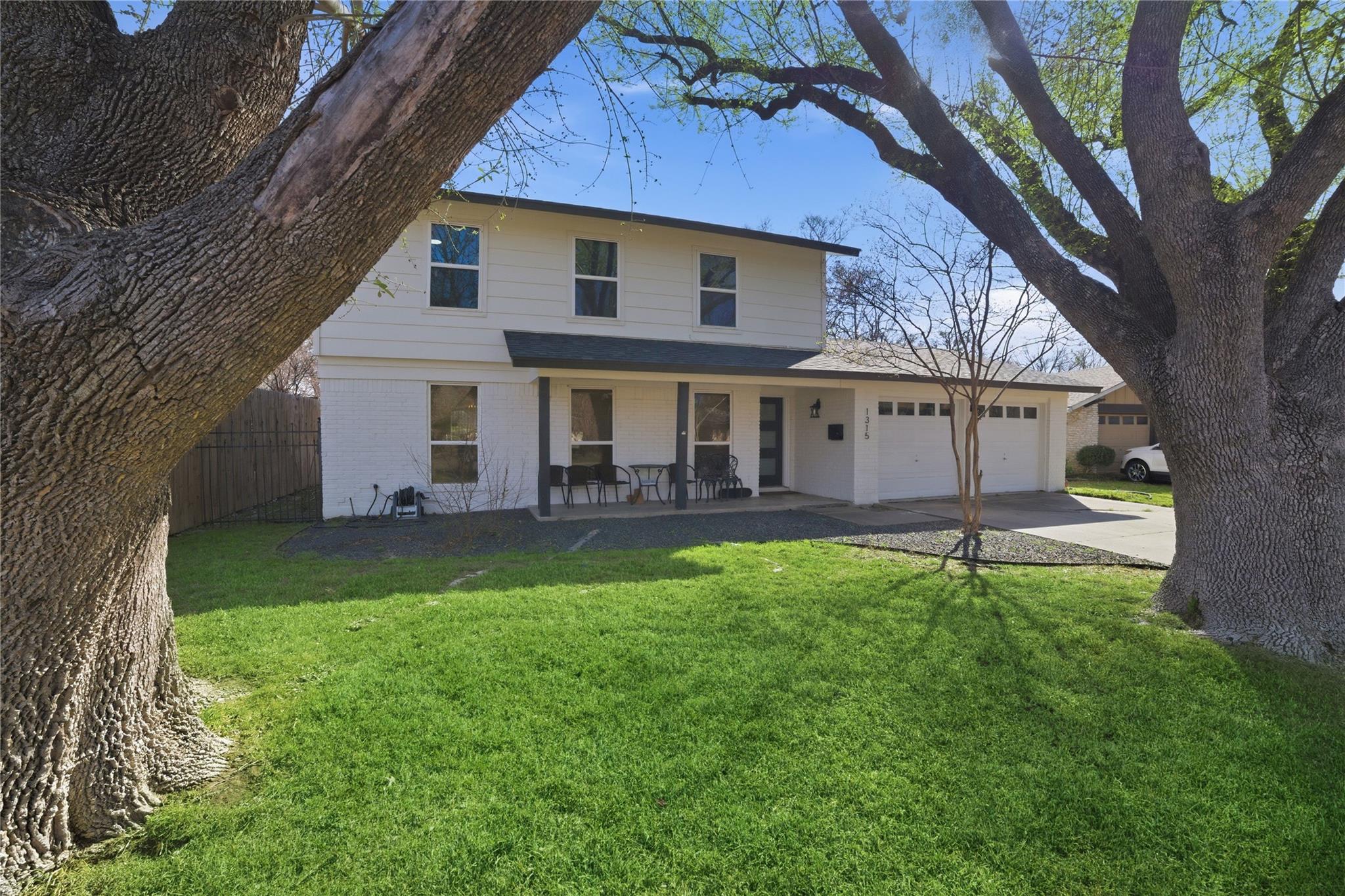 1315 Quail Park Dr Property Photo 1