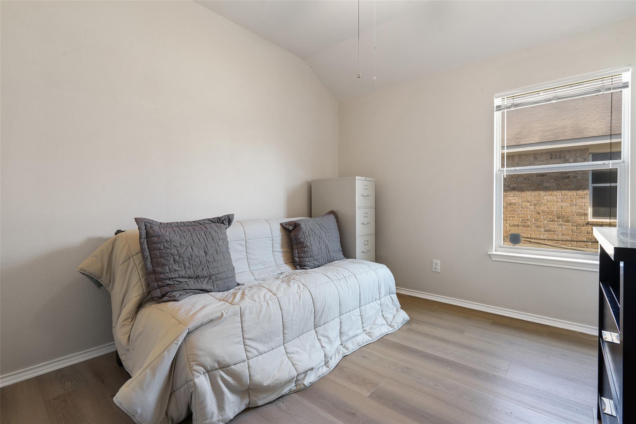 3301 Hawks Swoop Trl Property Photo 16