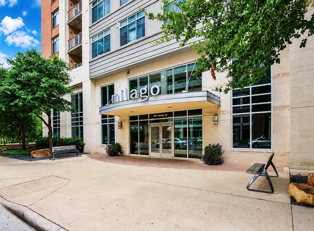 54 Rainey St #811 Property Photo 2
