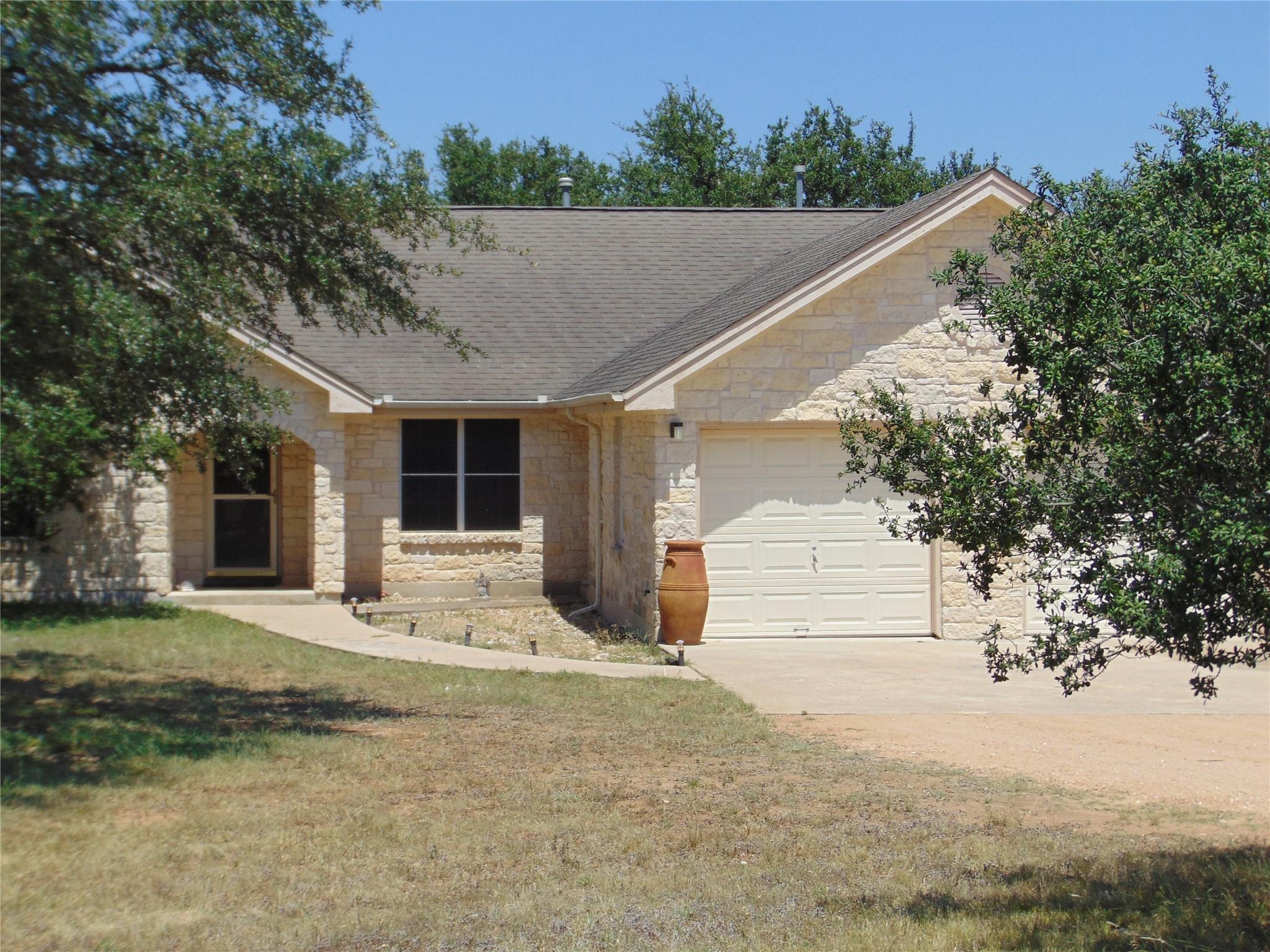 805 Barton Creek Dr Property Photo 2