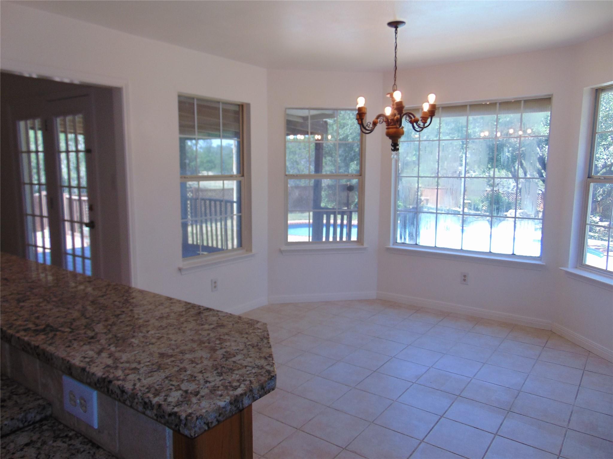 805 Barton Creek Dr Property Photo 10