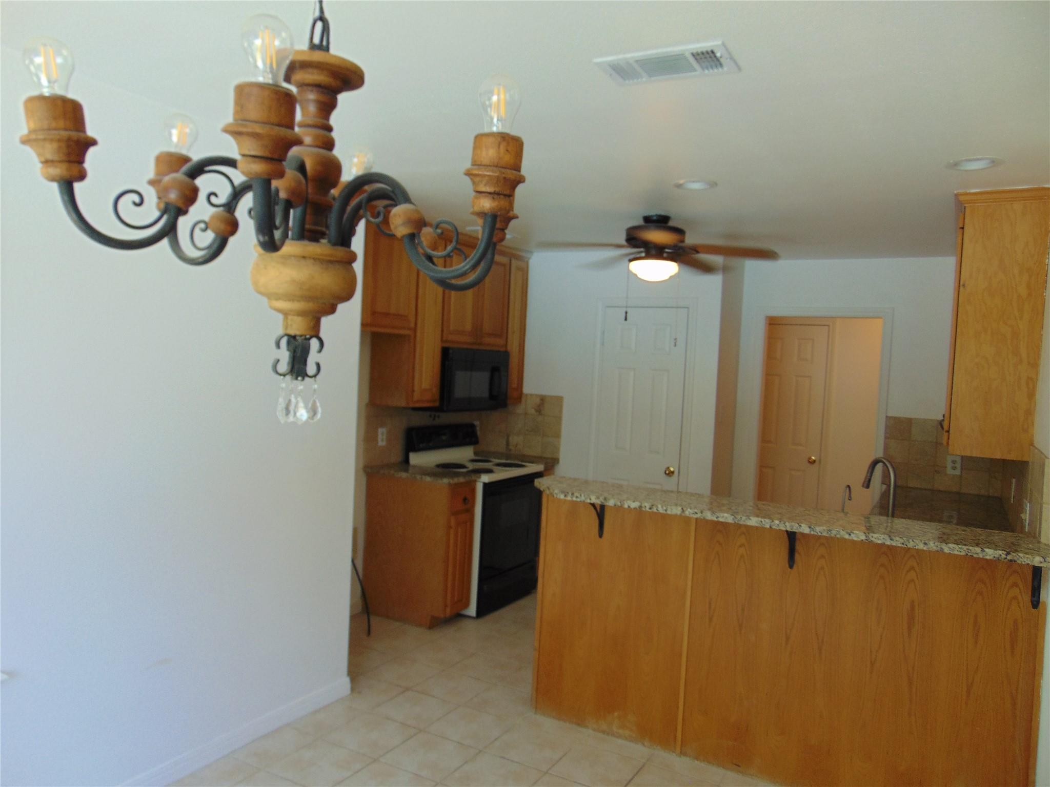 805 Barton Creek Dr Property Photo 13