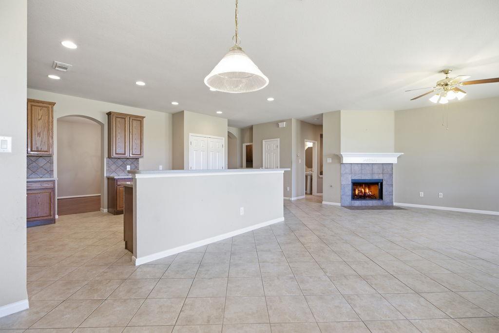 904 Winding Creek Pl Property Photo 11