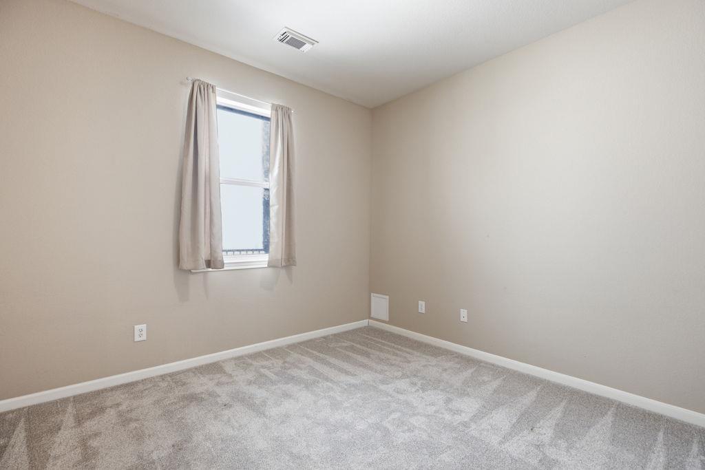 904 Winding Creek Pl Property Photo 21
