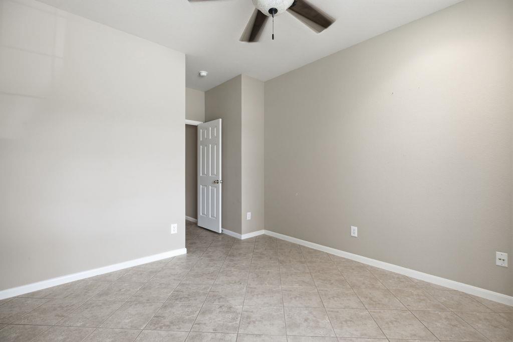 904 Winding Creek Pl Property Photo 22