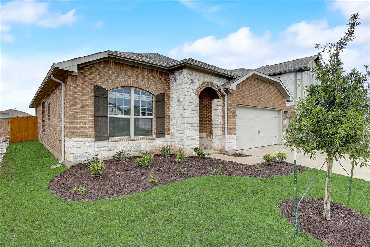 108 Peruvian Ln Property Photo 2