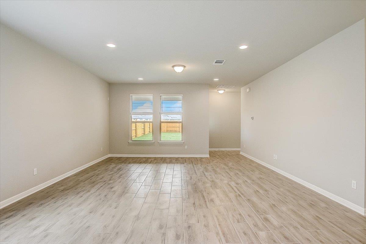 108 Peruvian Ln Property Photo 4