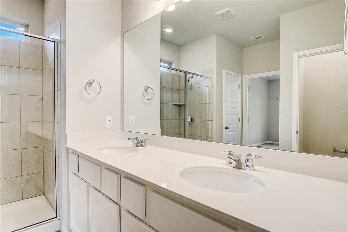 108 Peruvian Ln Property Photo 29
