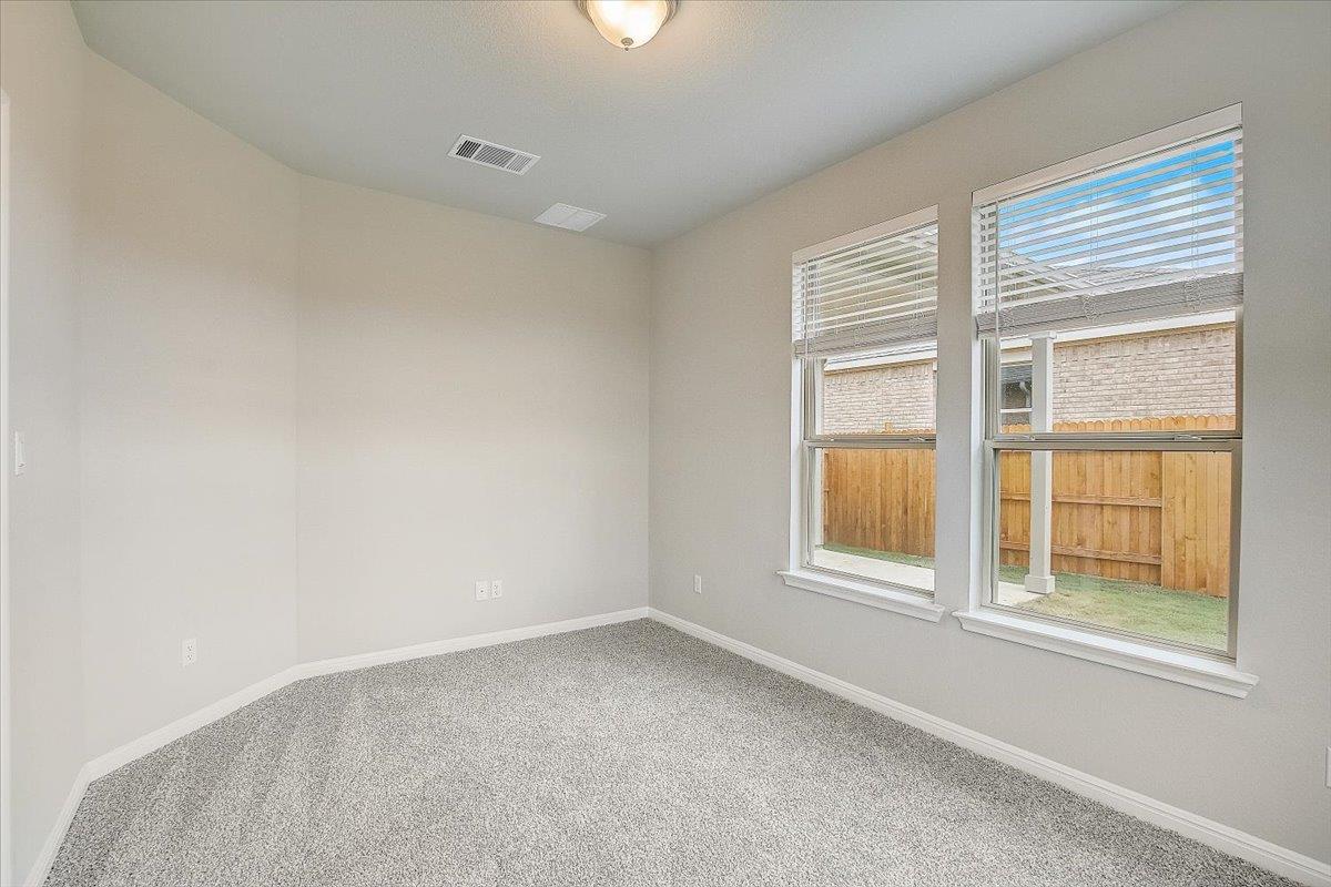 108 Peruvian Ln Property Photo 33