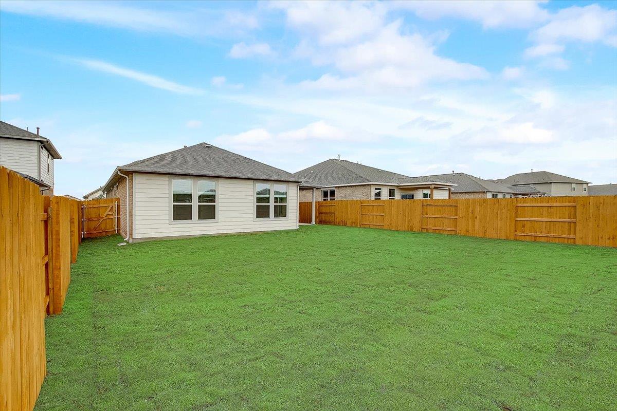 108 Peruvian Ln Property Photo 37