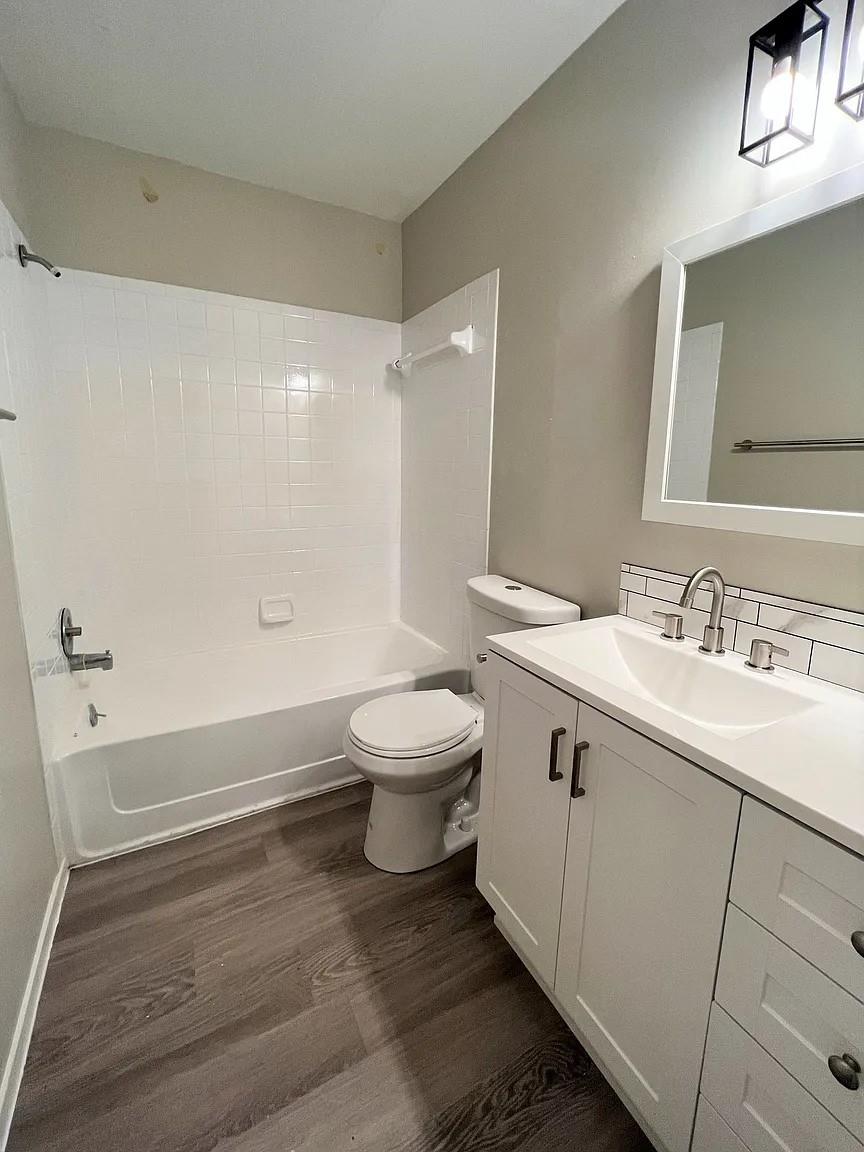 12214 Thompkins Dr #a Property Photo 12