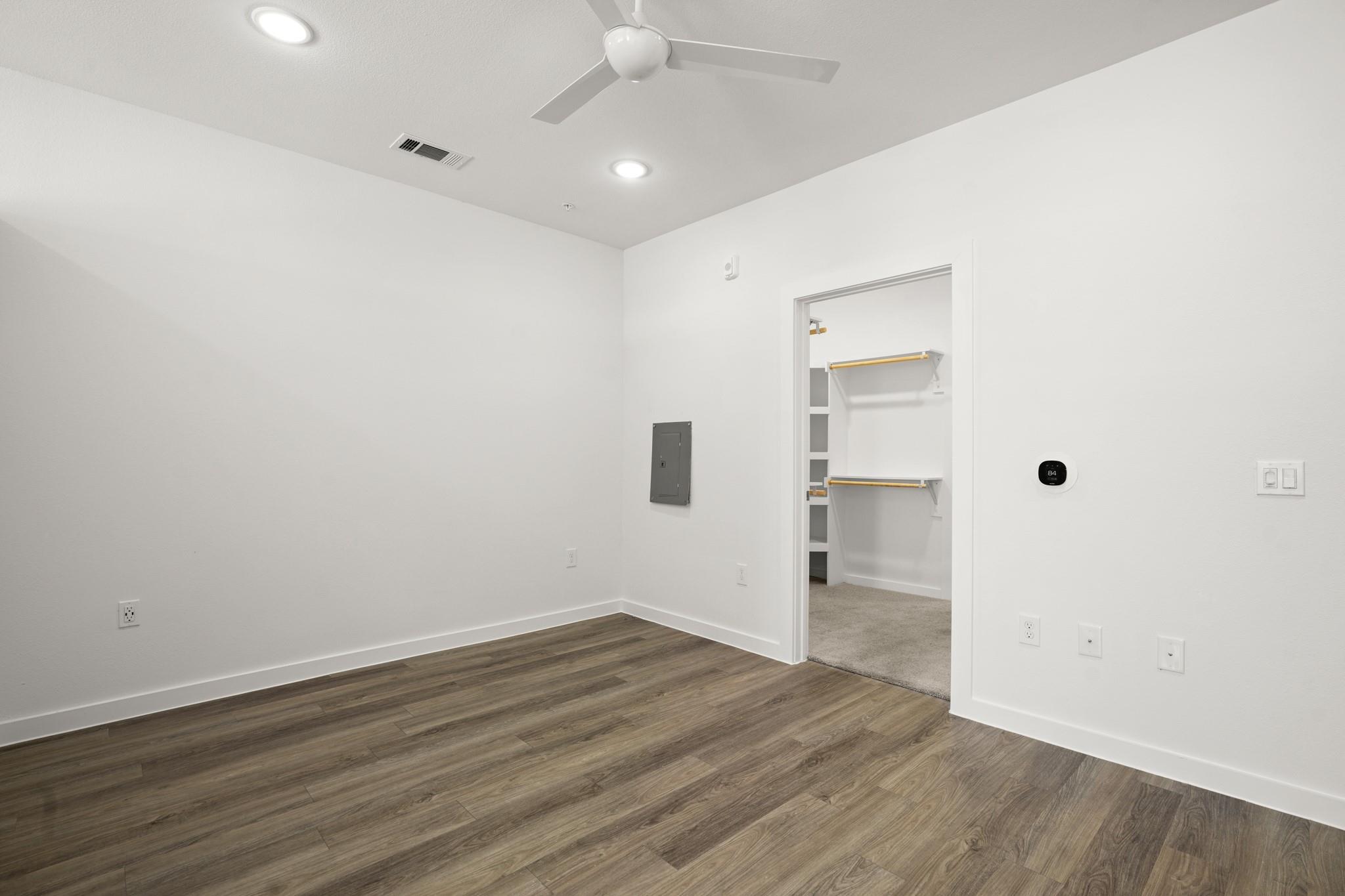 6324 N Lamar Blvd #317 Property Photo 6
