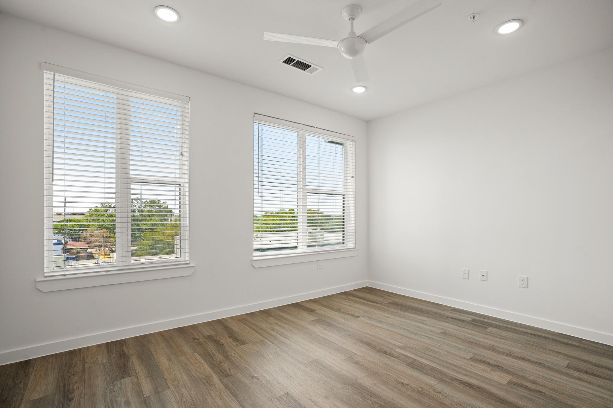 6324 N Lamar Blvd #317 Property Photo 12