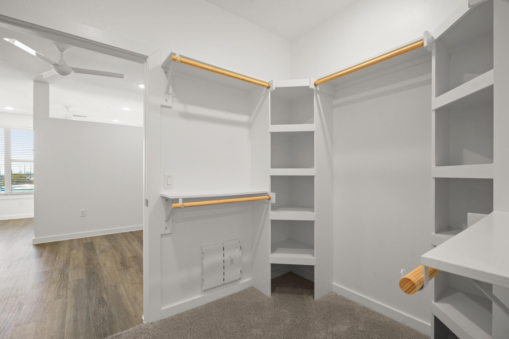 6324 N Lamar Blvd #317 Property Photo 17