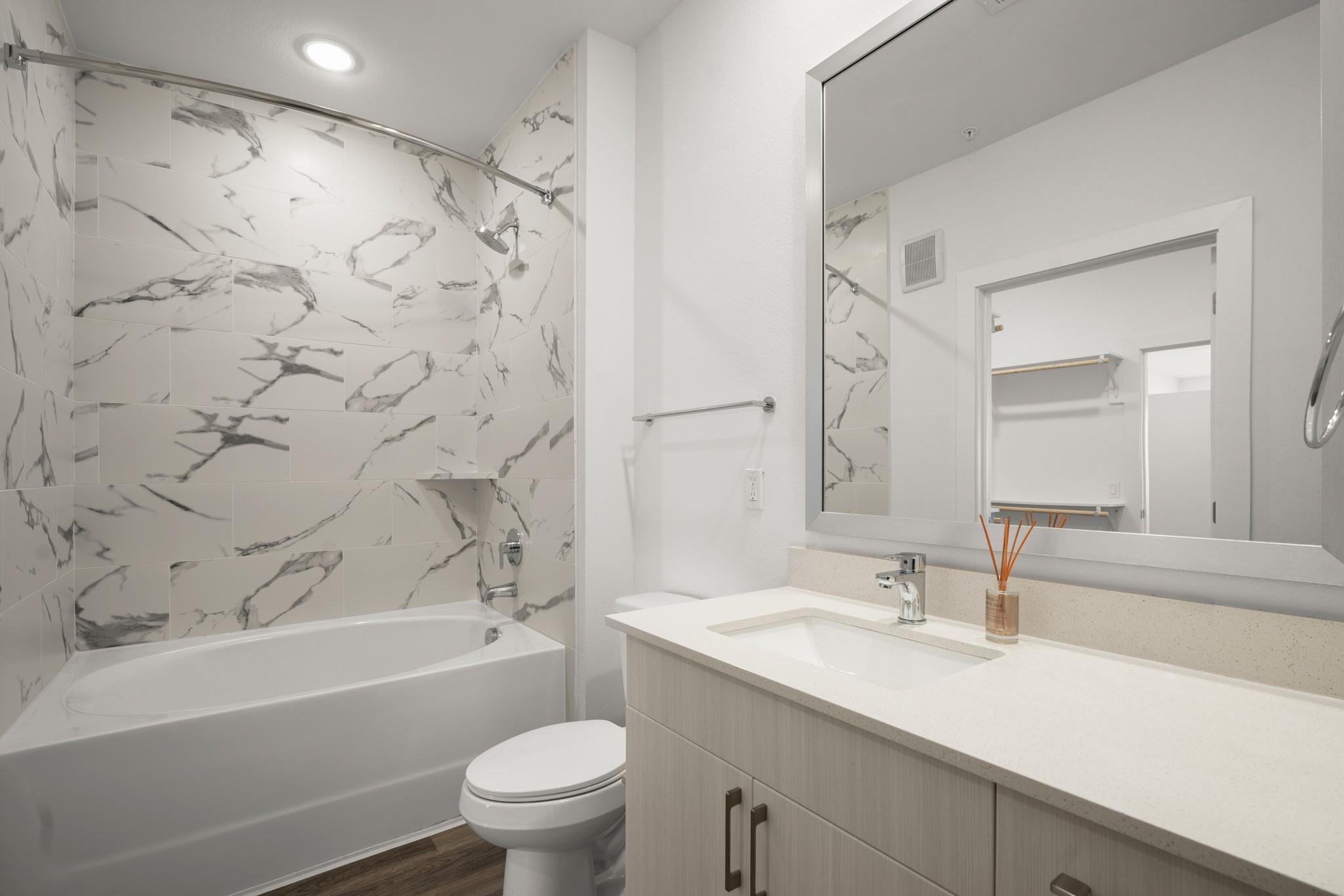 6324 N Lamar Blvd #317 Property Photo 18