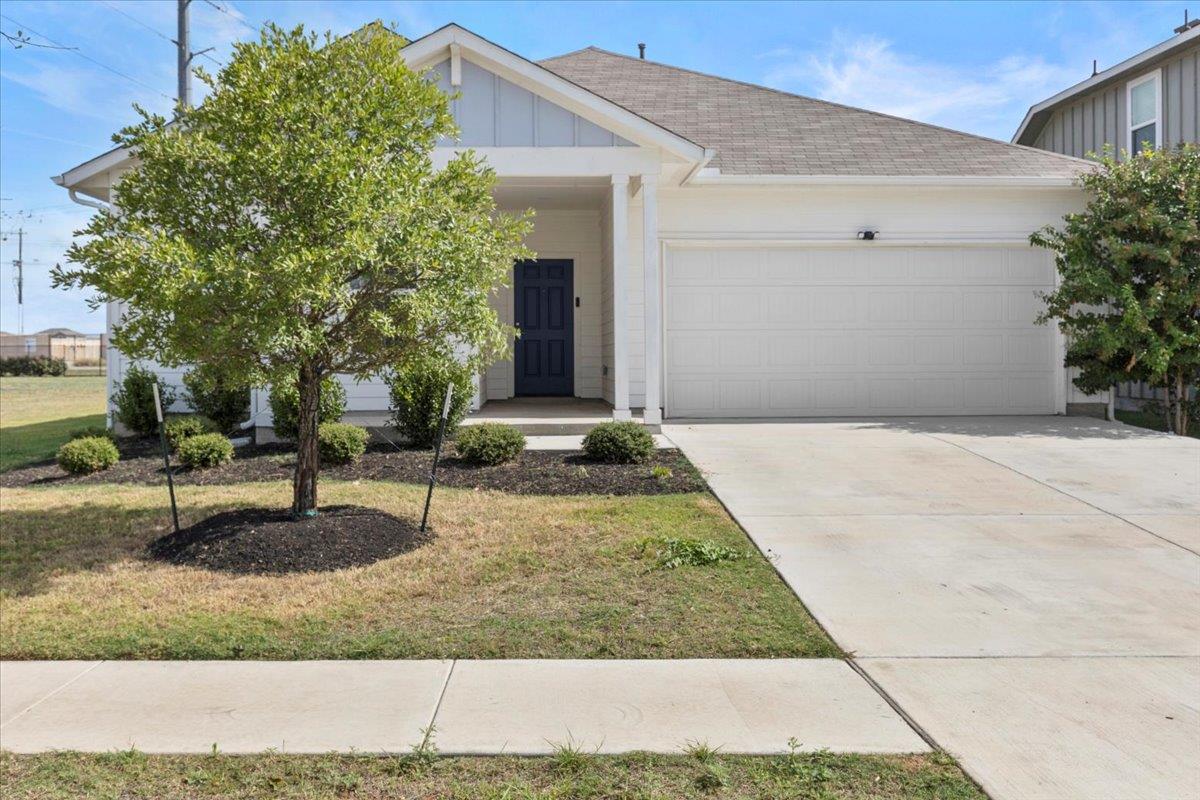 261 Hortus Dr Property Photo 4