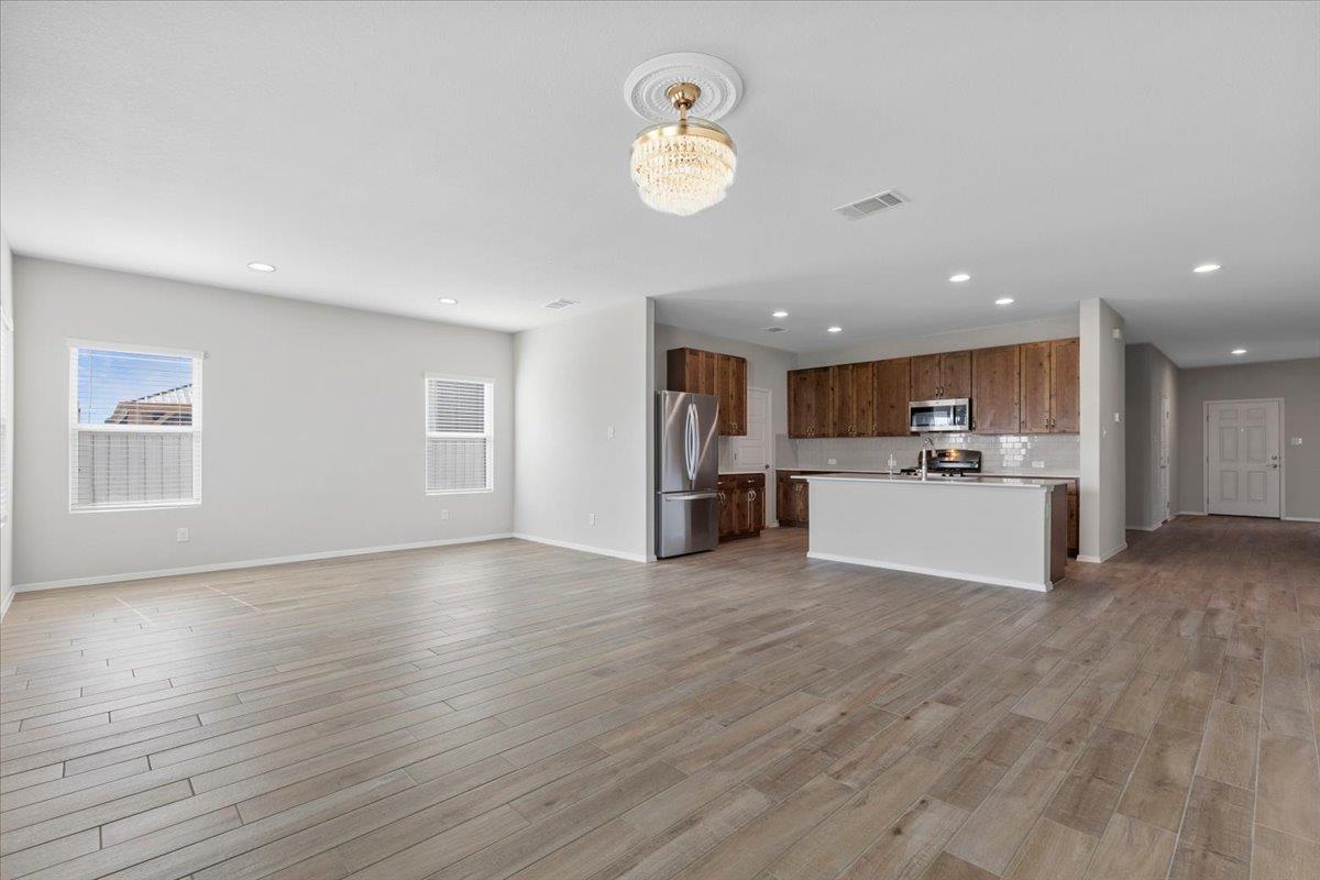 261 Hortus Dr Property Photo 7
