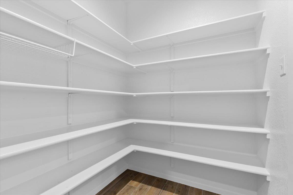 261 Hortus Dr Property Photo 11