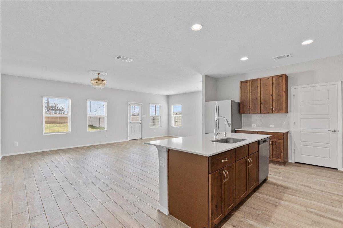 261 Hortus Dr Property Photo 12