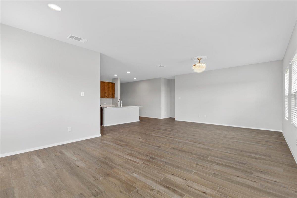 261 Hortus Dr Property Photo 13