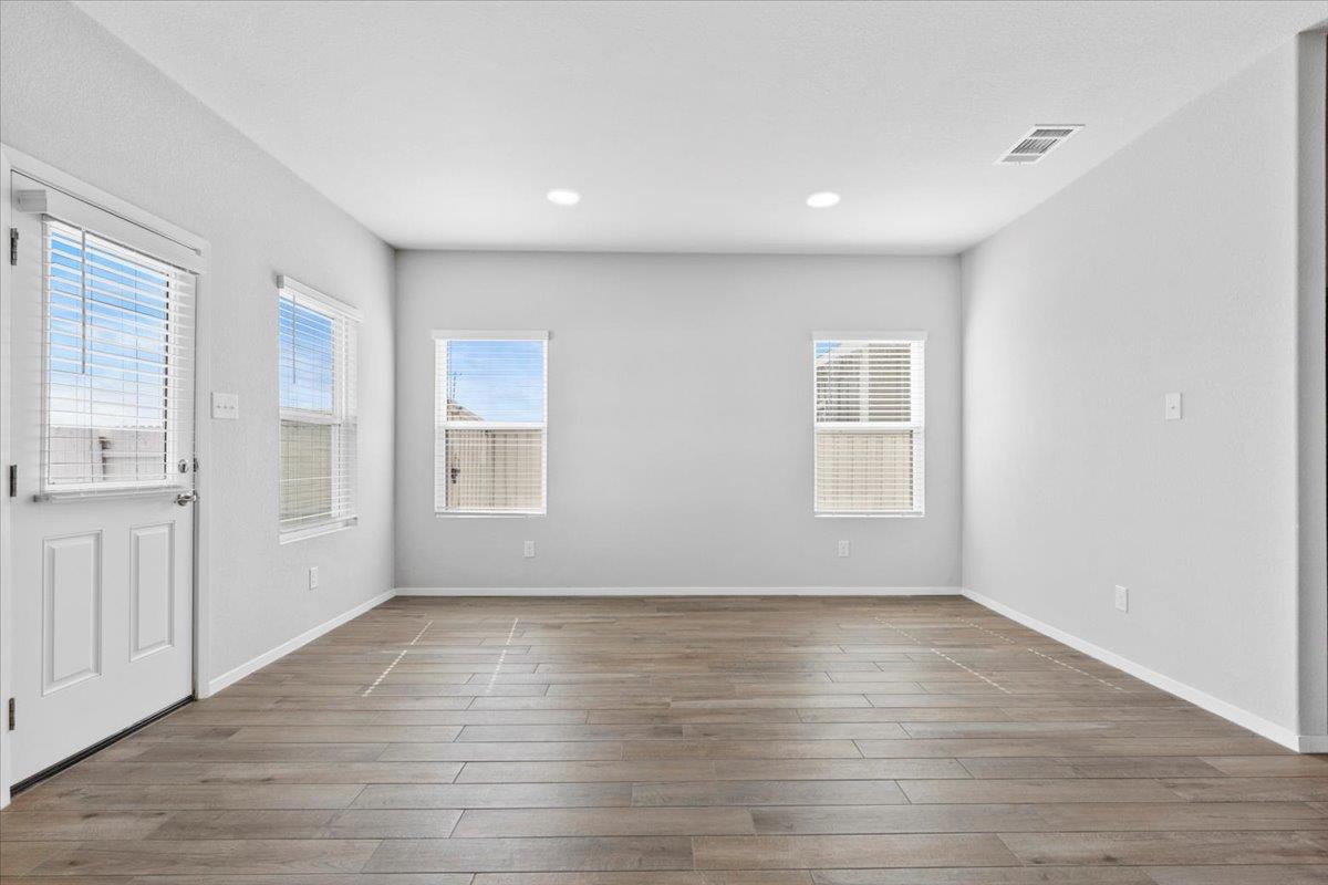 261 Hortus Dr Property Photo 15