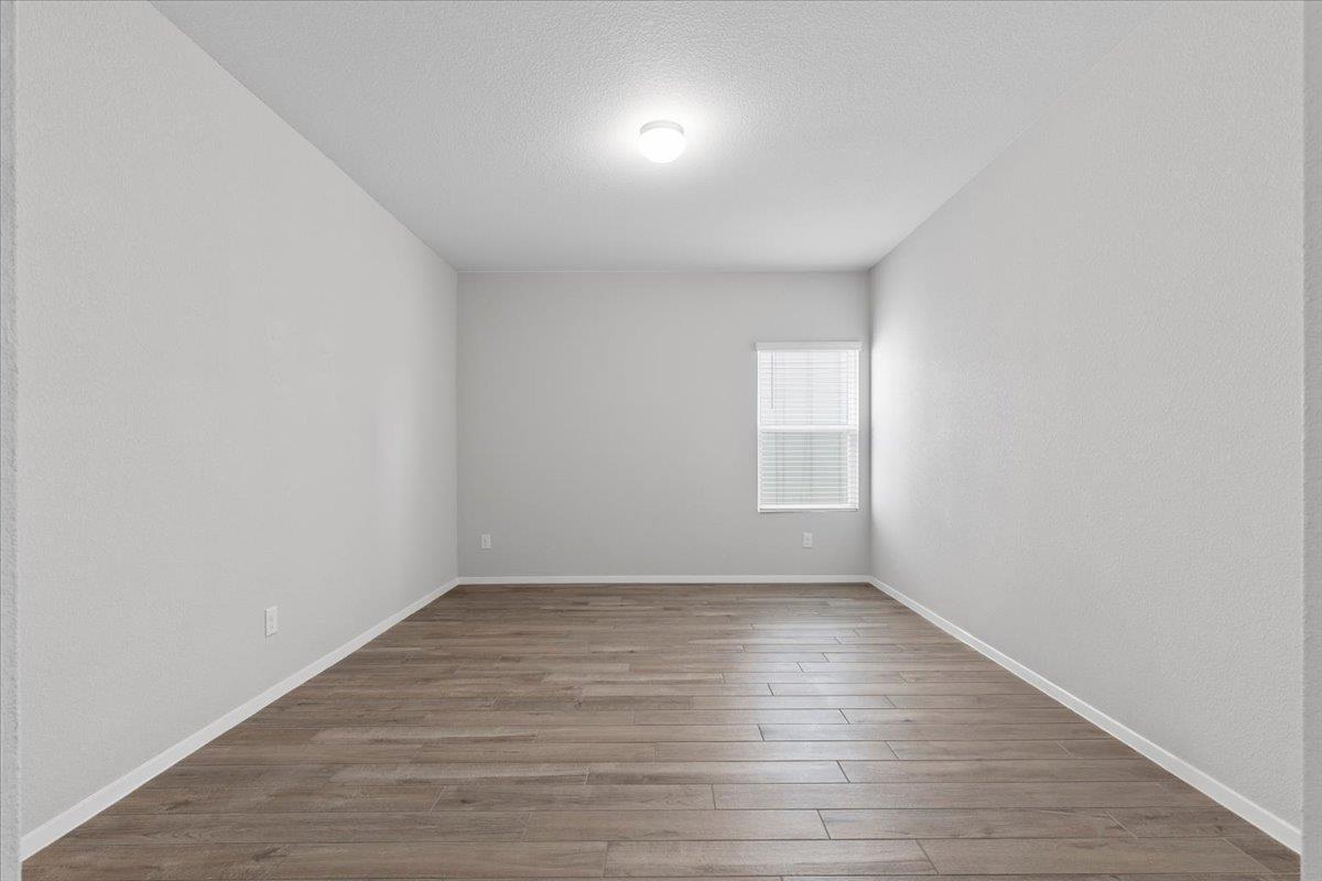261 Hortus Dr Property Photo 29