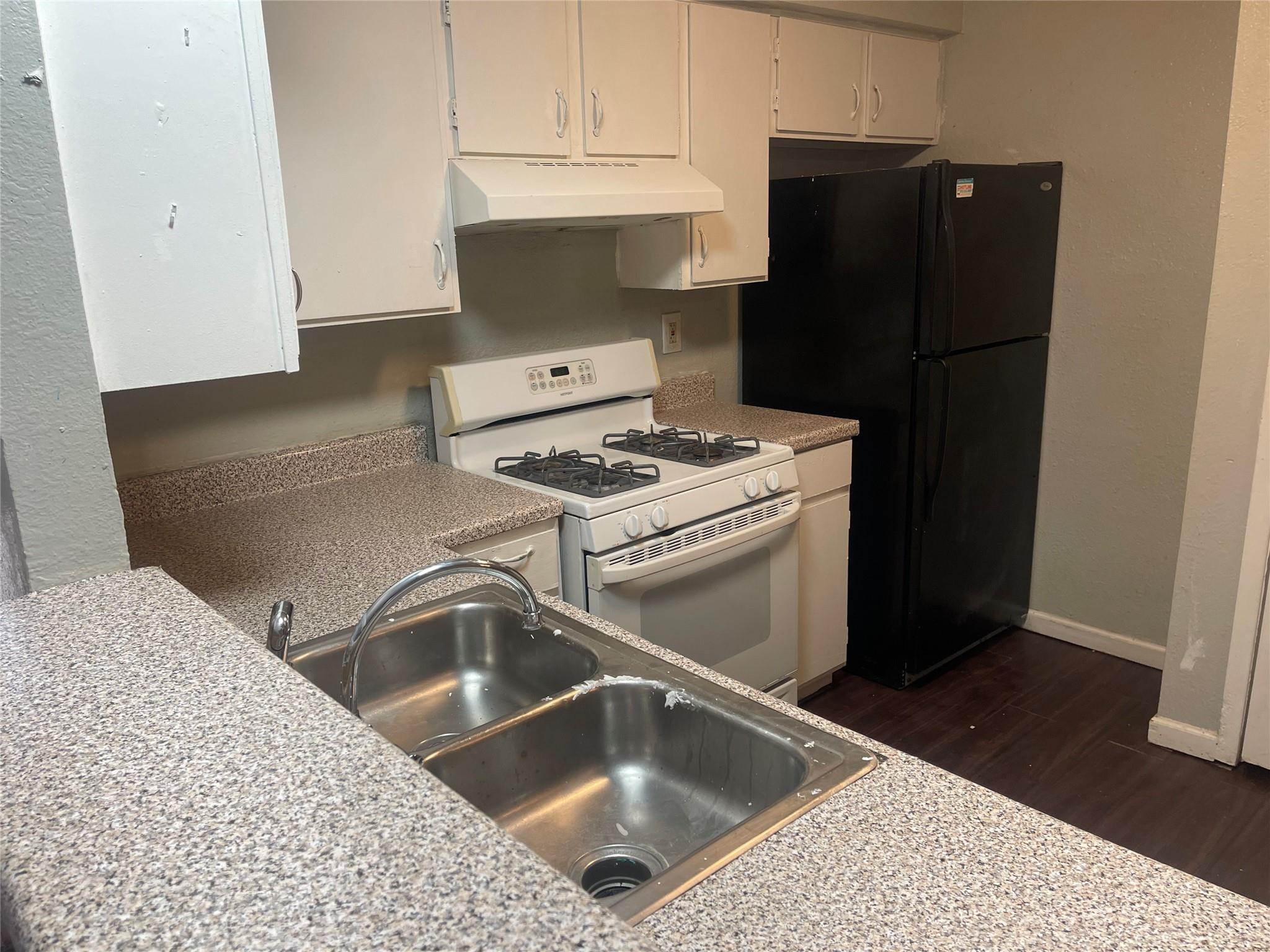 2200 Tabor Ct #a-1 Property Photo 28
