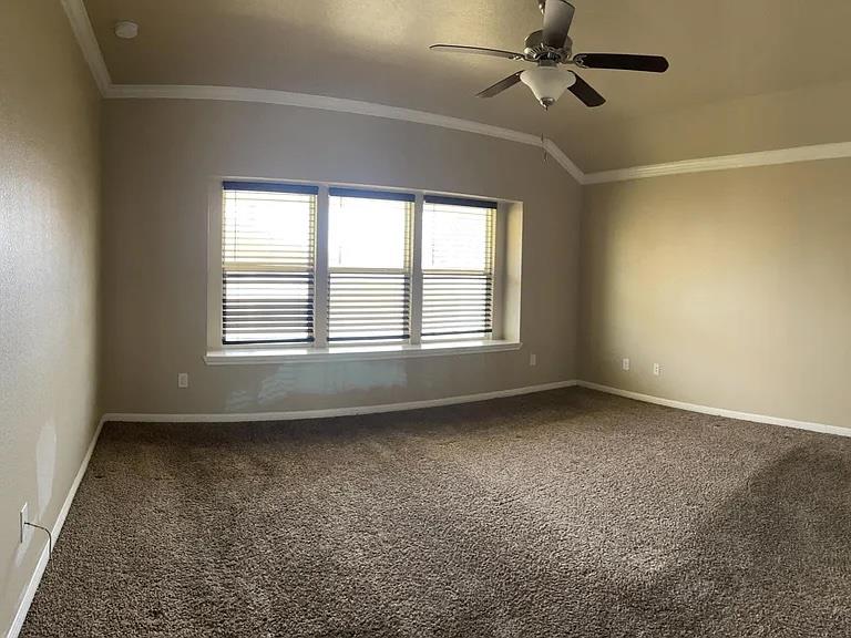 604 W Vega Ln Property Photo 8
