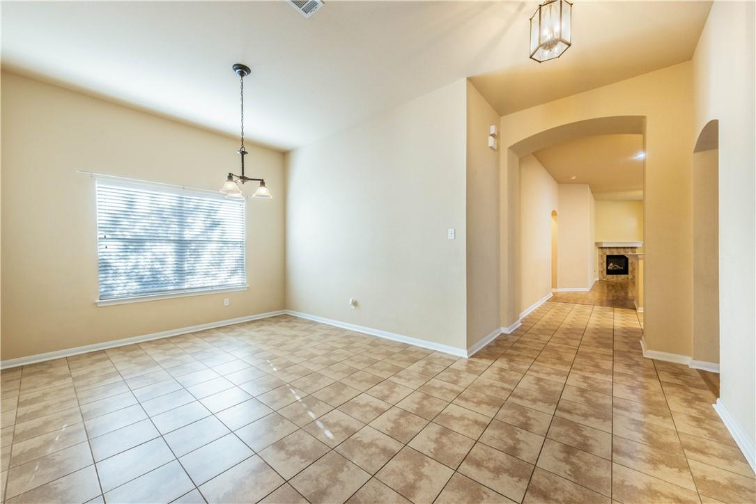 3509 Pine Needle Cir Property Photo 4