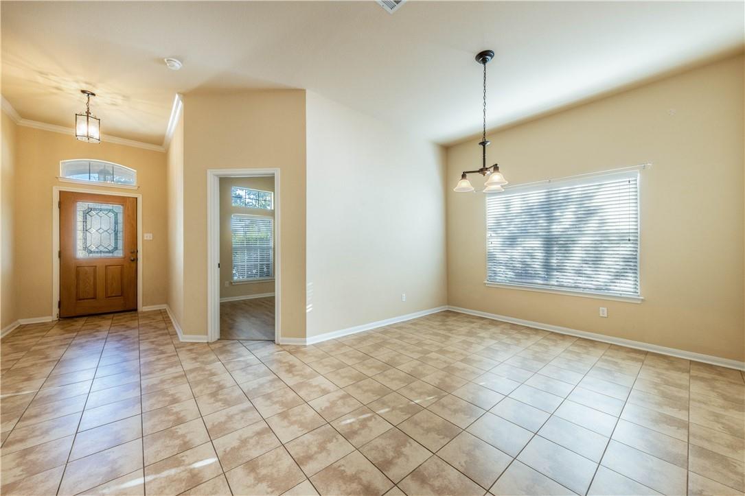 3509 Pine Needle Cir Property Photo 5