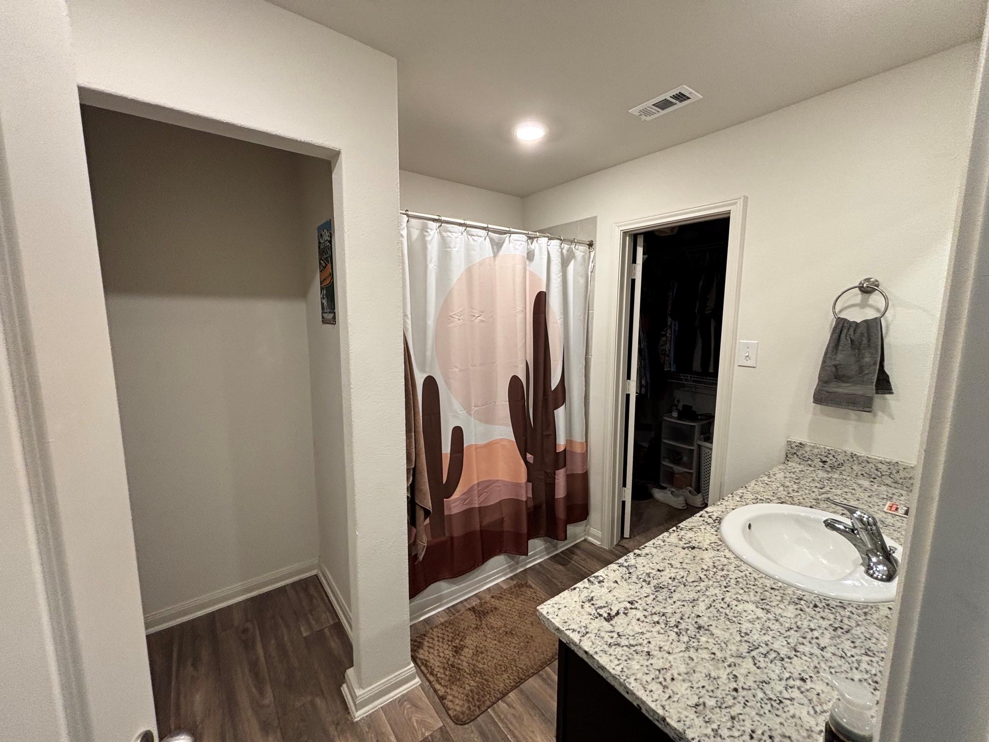 728 Shoal Creek Crk Property Photo 11