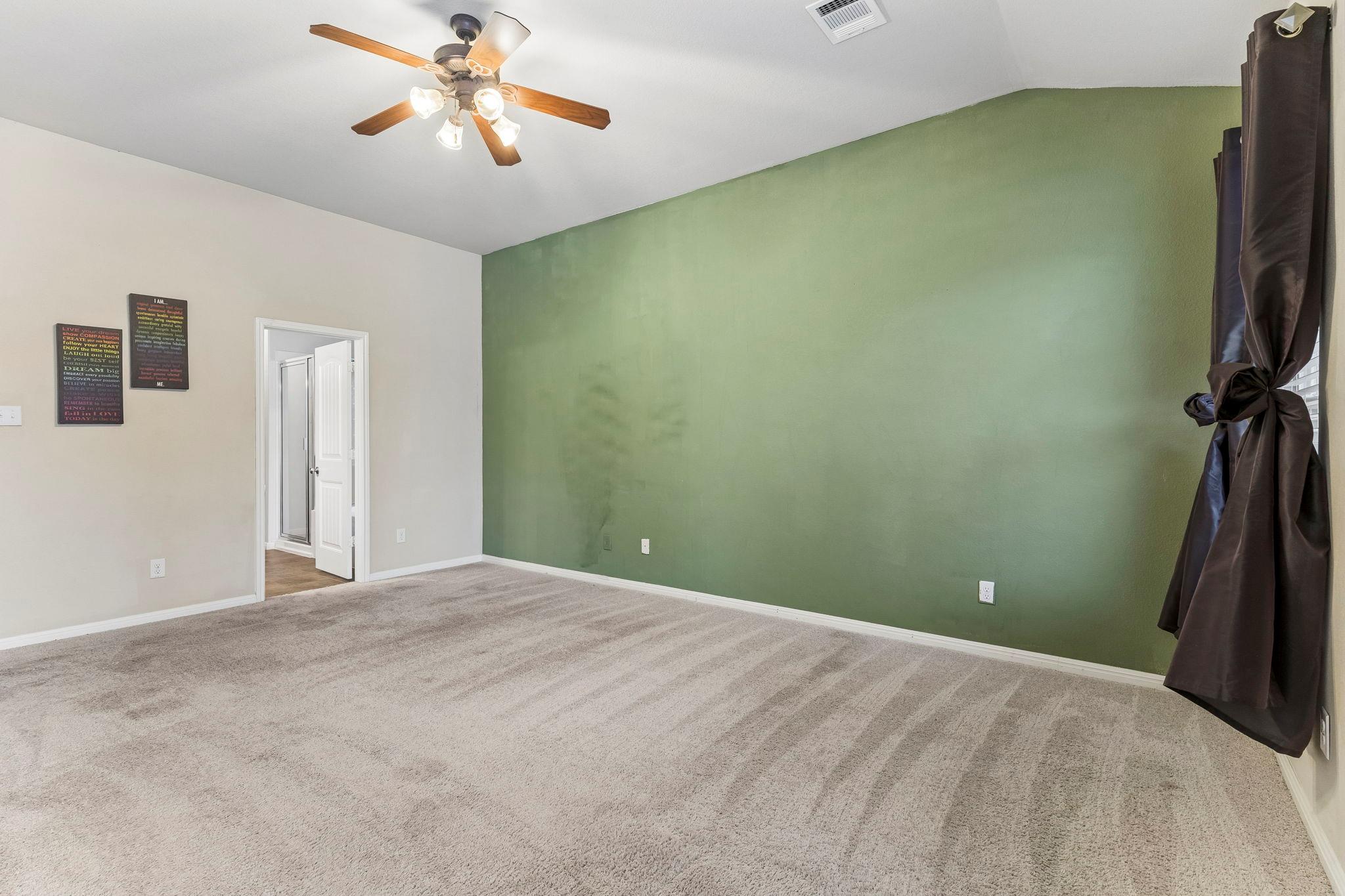 100 Sandy Lyle Cv Property Photo 14