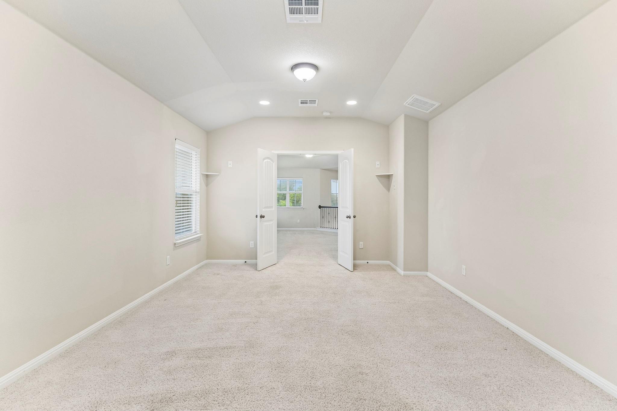 100 Sandy Lyle Cv Property Photo 21