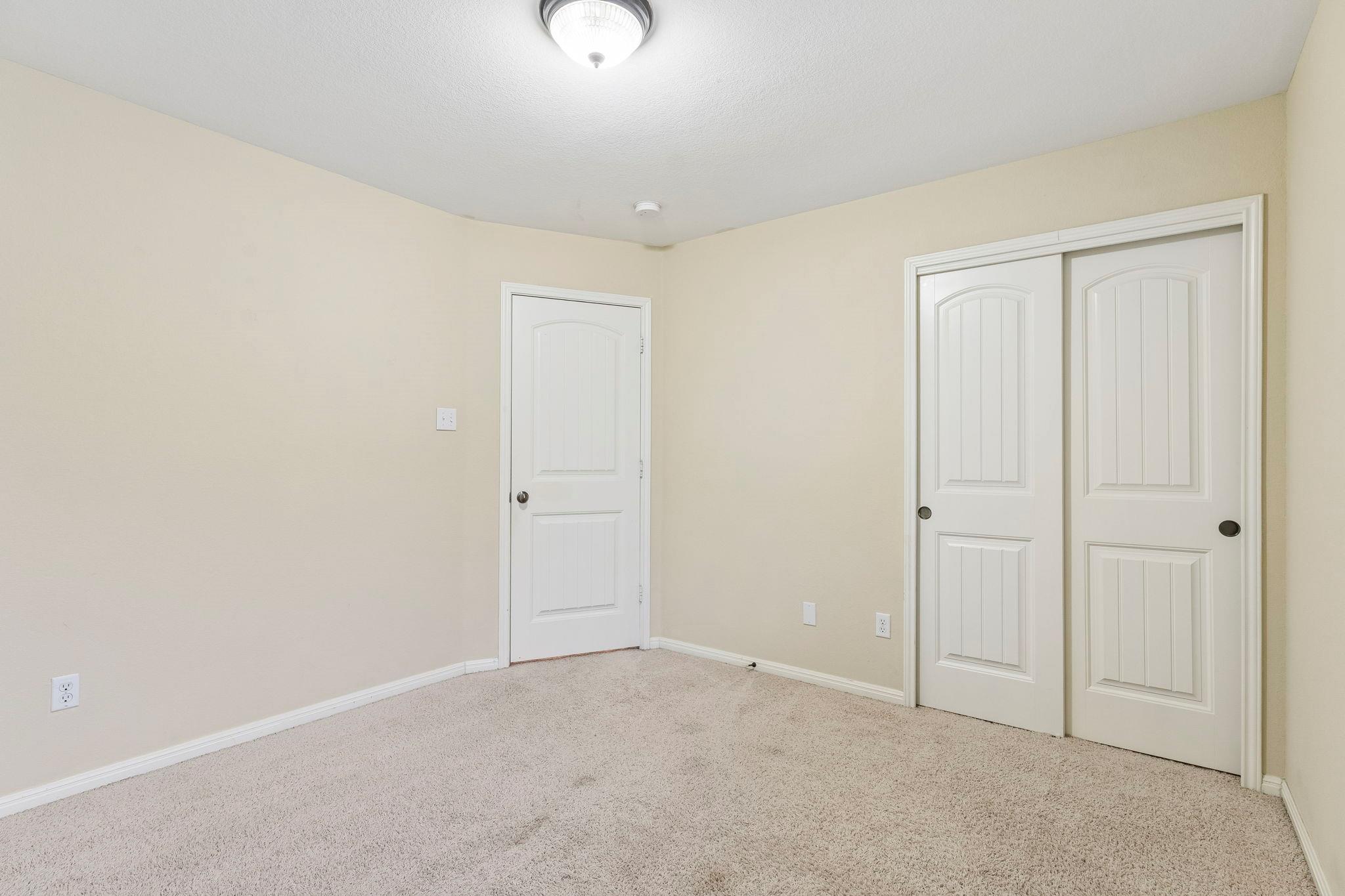 100 Sandy Lyle Cv Property Photo 27