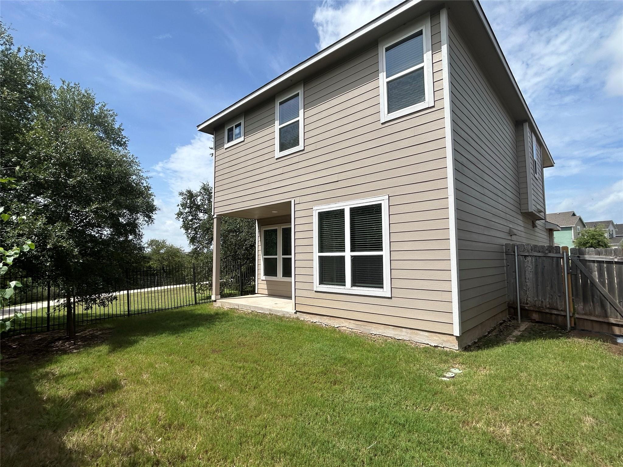 245 San Gabriel River Rd Property Photo 2