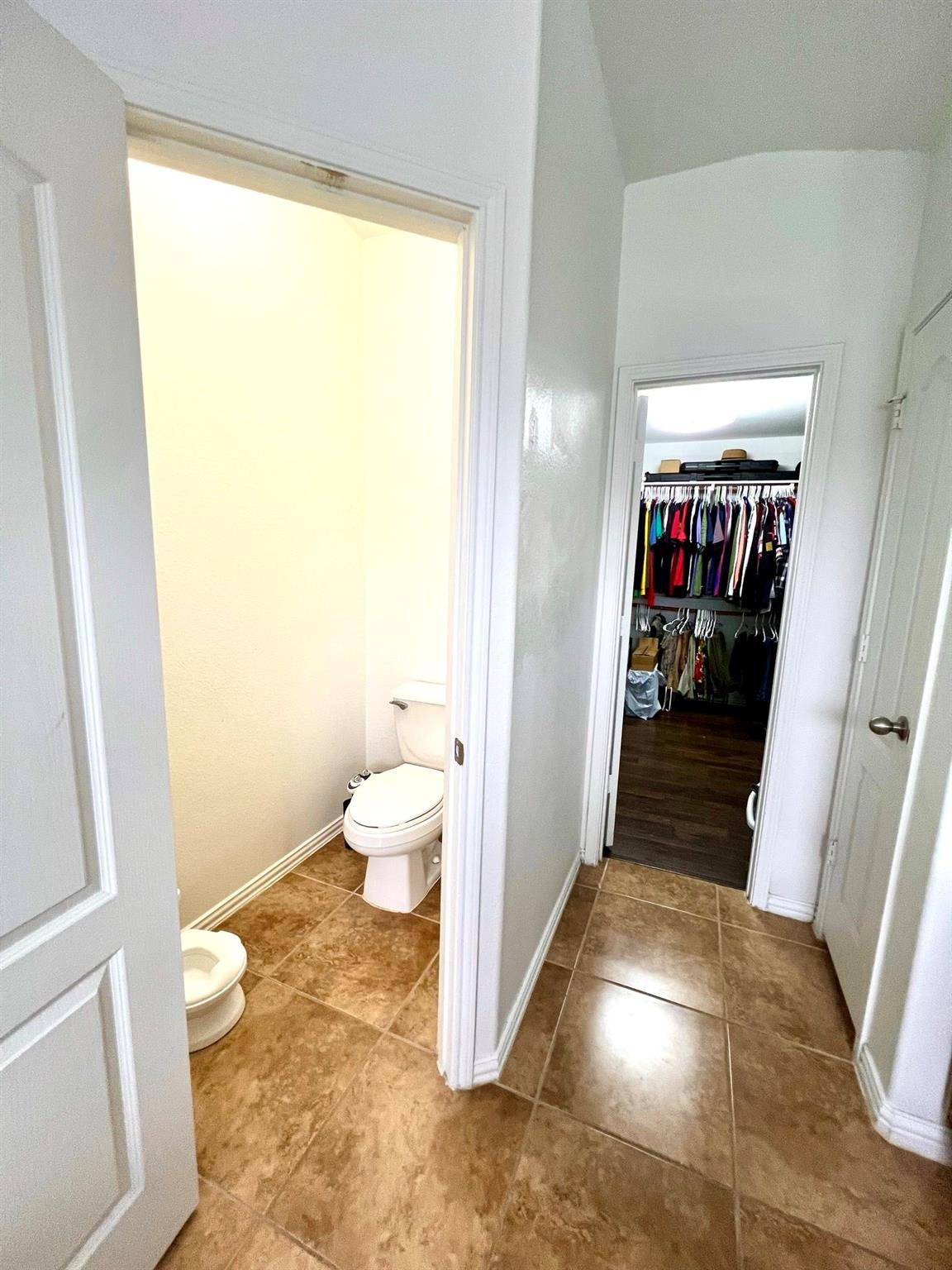 1047 Giberson Way Property Photo 15