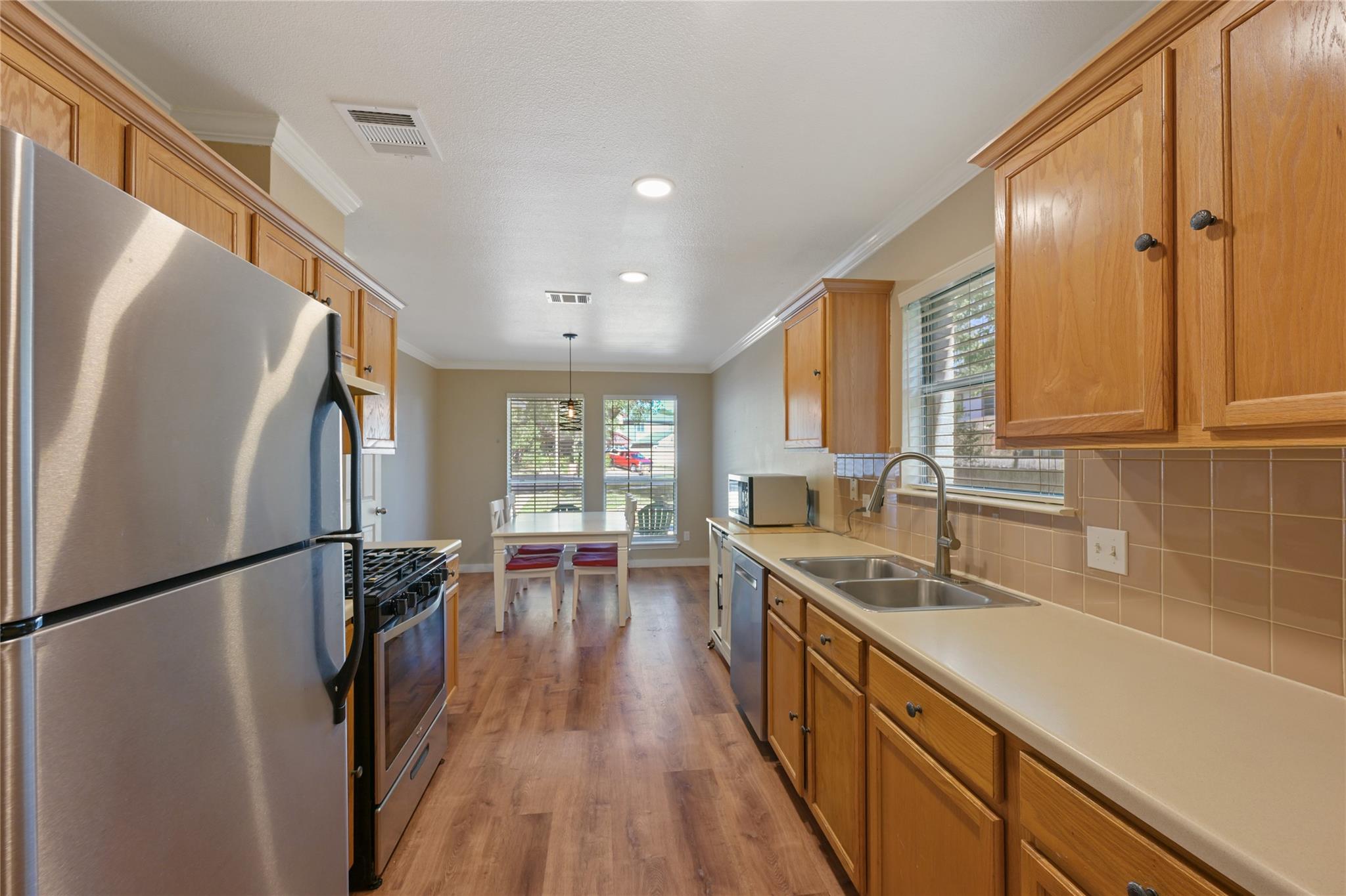 1804 Monks Tale Ct Property Photo 10