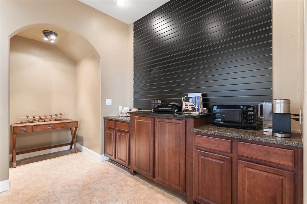 18580 F M Road 1431 Property Photo 9